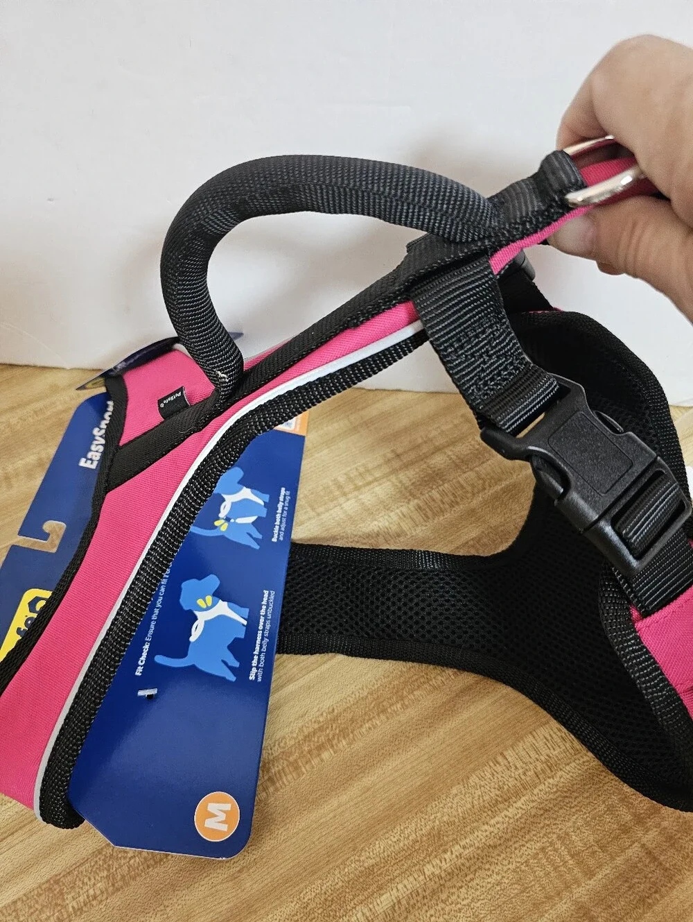 PetSafe EasySport Dog Harness Medium Pink Padded Adjustable No Pull Control Hand